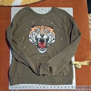 Forever 21 Tiger Star Shirt